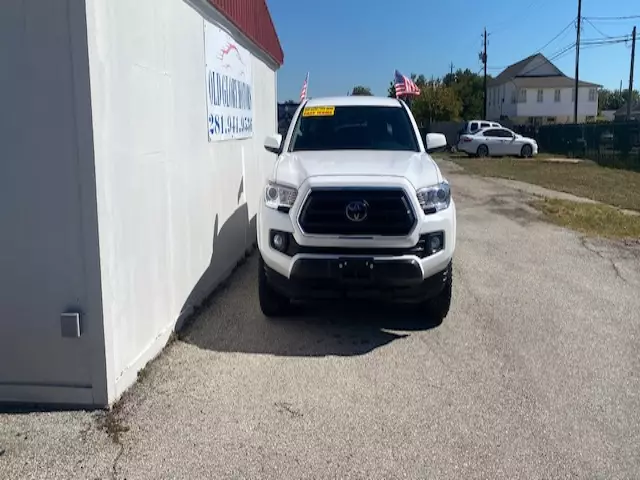 2023 toyota tacoma sr5